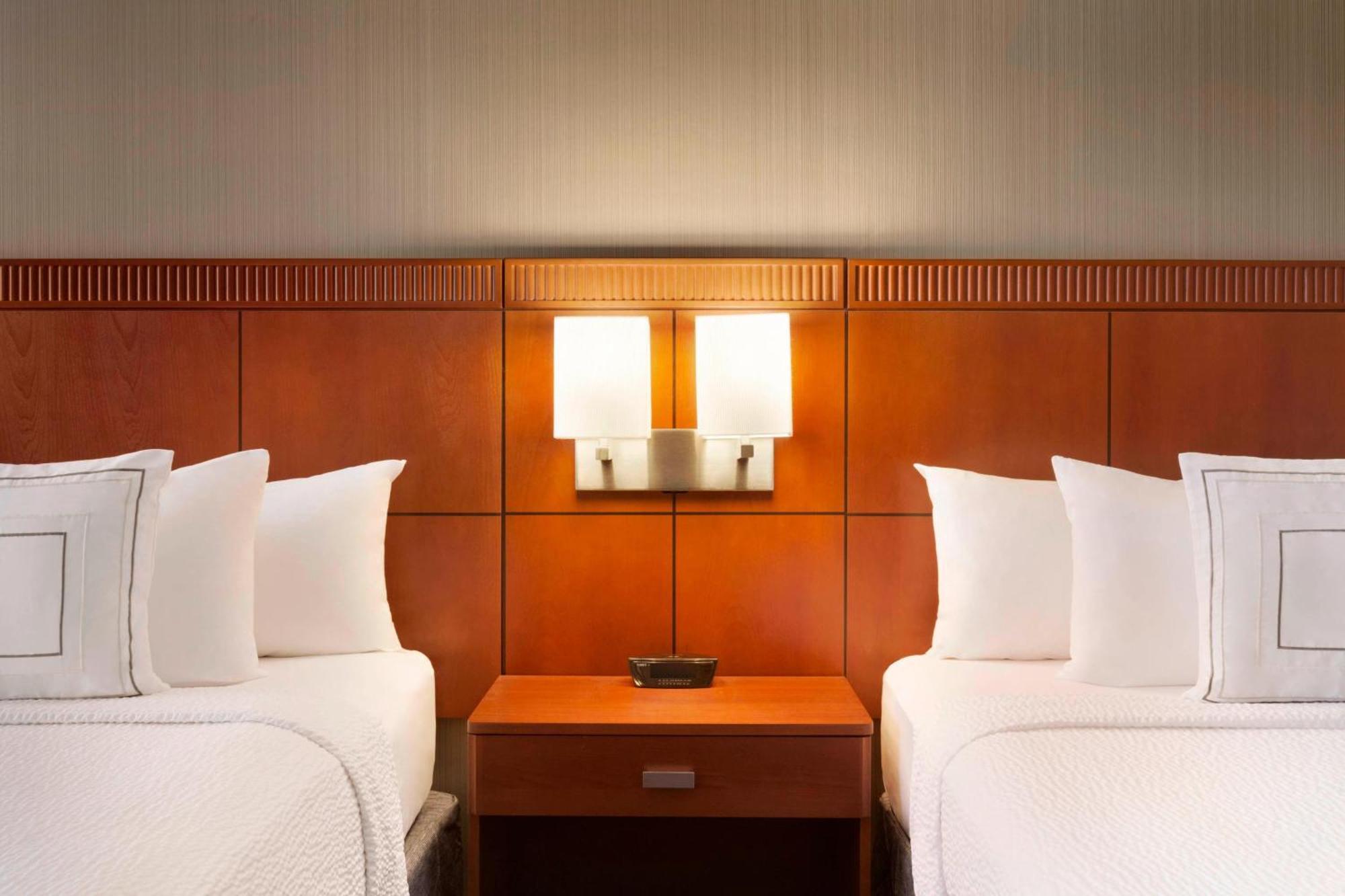 Hotel Courtyard By Marriott Bloomington Normal Zewnętrze zdjęcie
