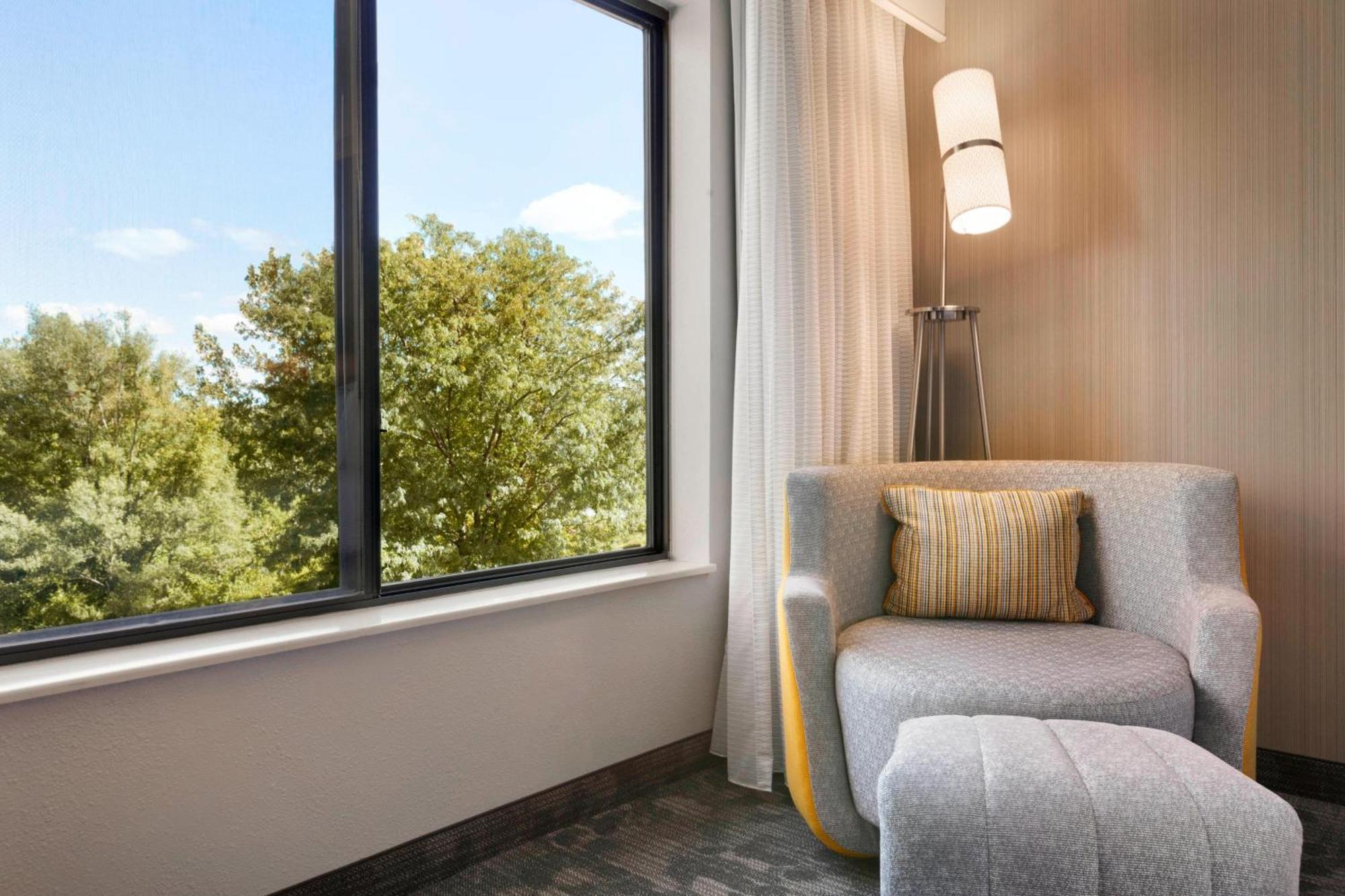 Hotel Courtyard By Marriott Bloomington Normal Zewnętrze zdjęcie